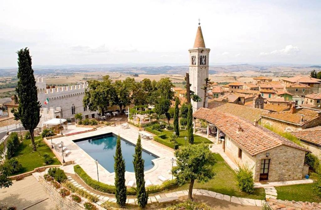 Castello Delle Serre Rapolano Terme Exterior foto