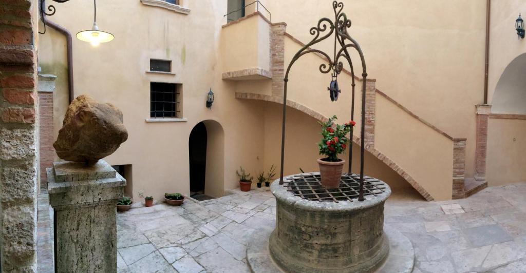 Castello Delle Serre Rapolano Terme Exterior foto